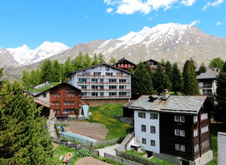 Illustration for article titled What
To Do In Saas Fee